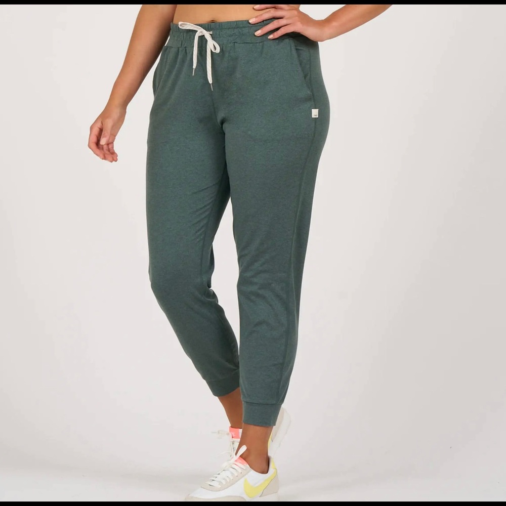 Vuori Performance Joggers